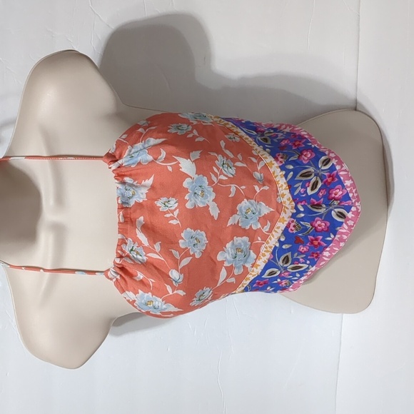 Lovers + Friends Tops - Lovers + Friends Pink & Blue Floral Crop Top xs